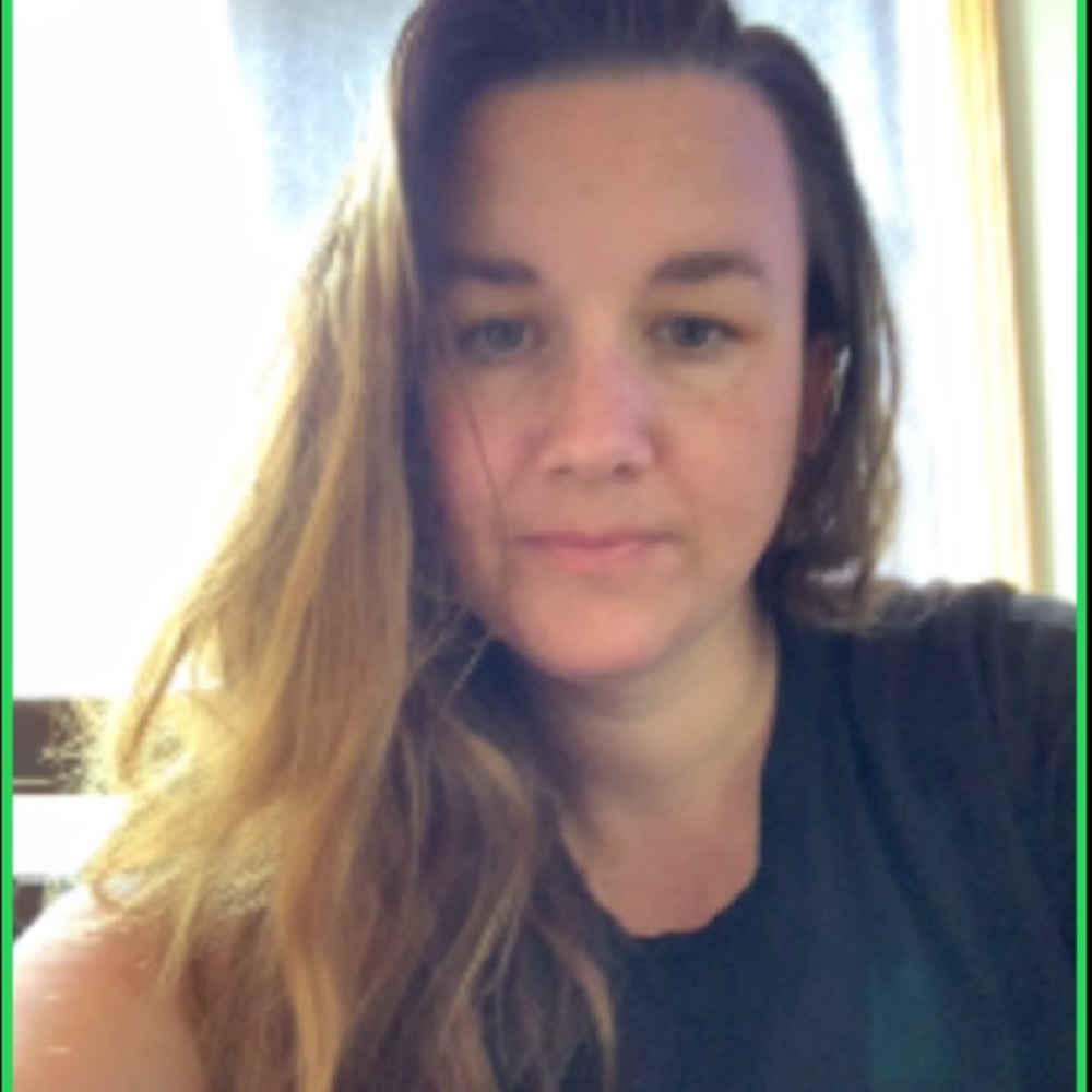 Meet your Posher, Cassandra